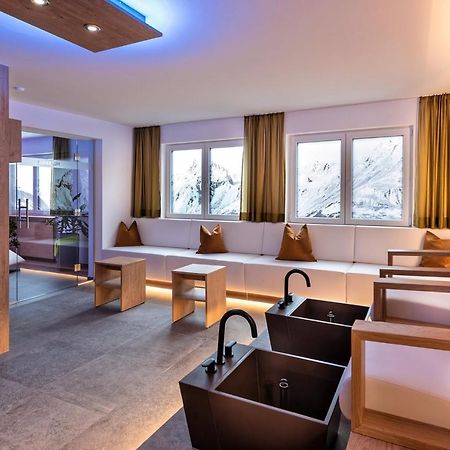 Hotel St-Leonhard Sankt Leonhard im Pitztal Luaran gambar