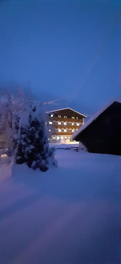 Hotel St-Leonhard Sankt Leonhard im Pitztal Luaran gambar
