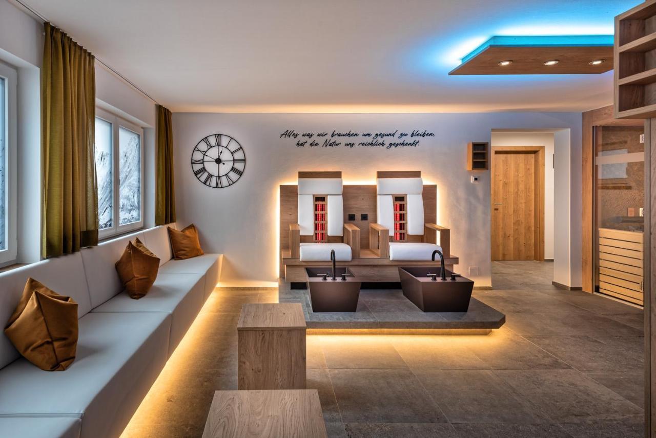 Hotel St-Leonhard Sankt Leonhard im Pitztal Luaran gambar