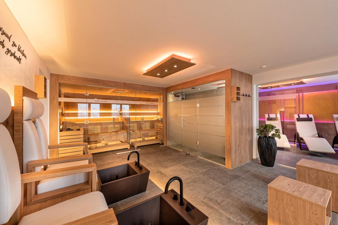 Hotel St-Leonhard Sankt Leonhard im Pitztal Luaran gambar