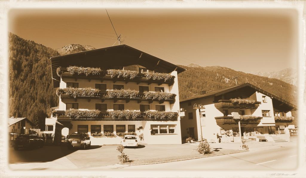 Hotel St-Leonhard Sankt Leonhard im Pitztal Luaran gambar